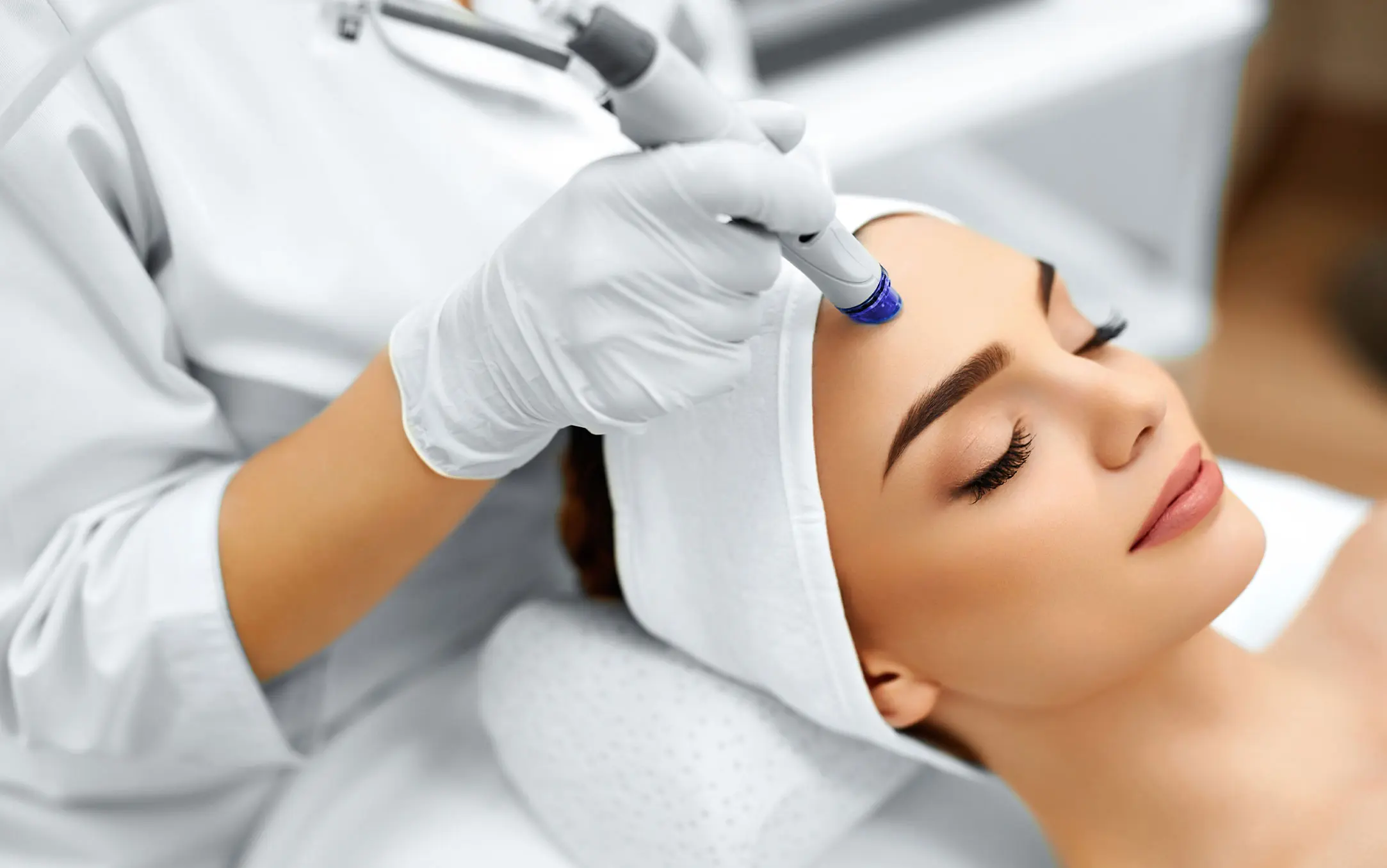 What Is Collagen Lift Therapy and How Can It Help Ageing, Loose Skin Enfield Highway?
